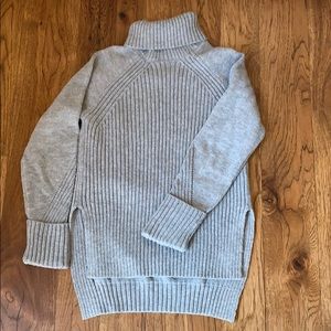 Ribbed turtleneck sweater